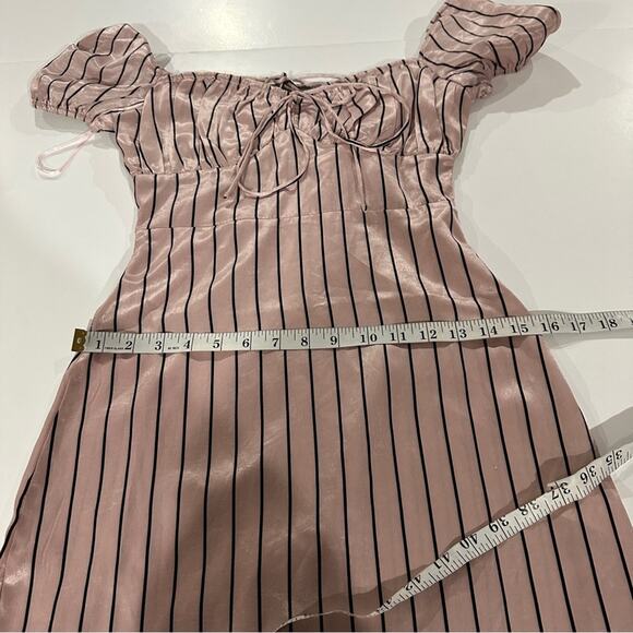 Urban Outfitters Lioness On The Line Off-The-Shoulder Mini Dress‎ Size XS - Picture 10 of 11